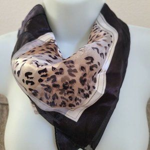 Beautiful leopard Print Scarve